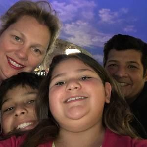 Meet your Posher, Lori